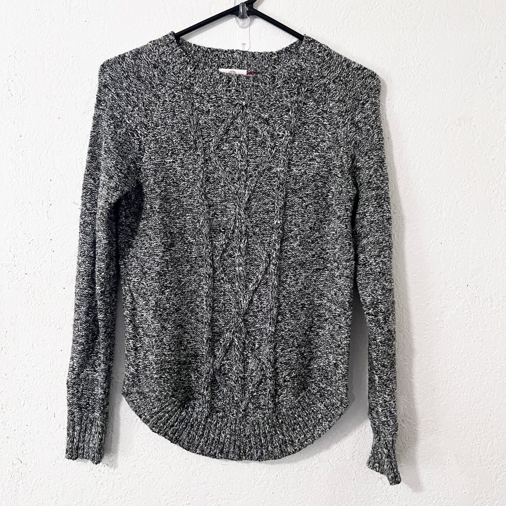 SO Perfectly Soft Marled Cable Knit Sweater Grey White Crew‎ Neck Small